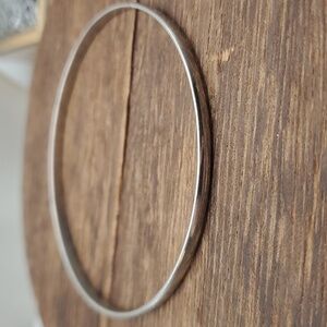 B1918 silver tone bracelet slider classic‎ wardrobe staple